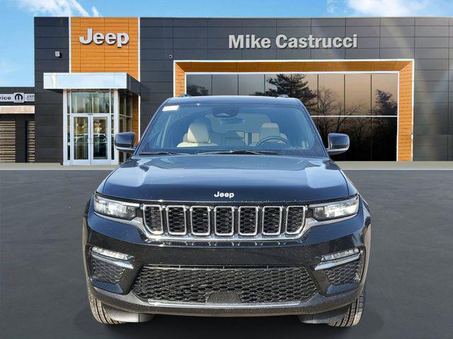 new 2025 Jeep Grand Cherokee car, priced at $43,995