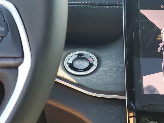 new 2025 Jeep Grand Cherokee L car, priced at $52,995