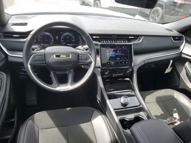 new 2025 Jeep Grand Cherokee L car, priced at $42,995