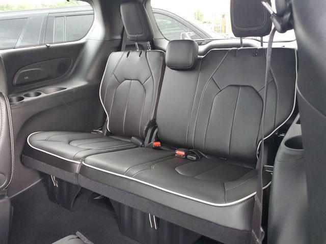 new 2025 Chrysler Pacifica car, priced at $48,995