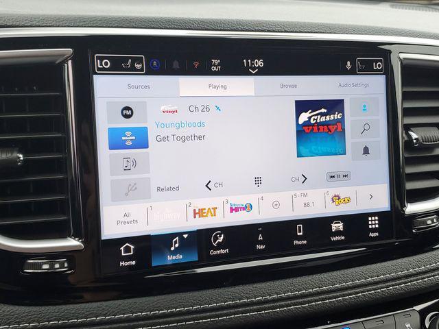 new 2025 Chrysler Pacifica car, priced at $48,995