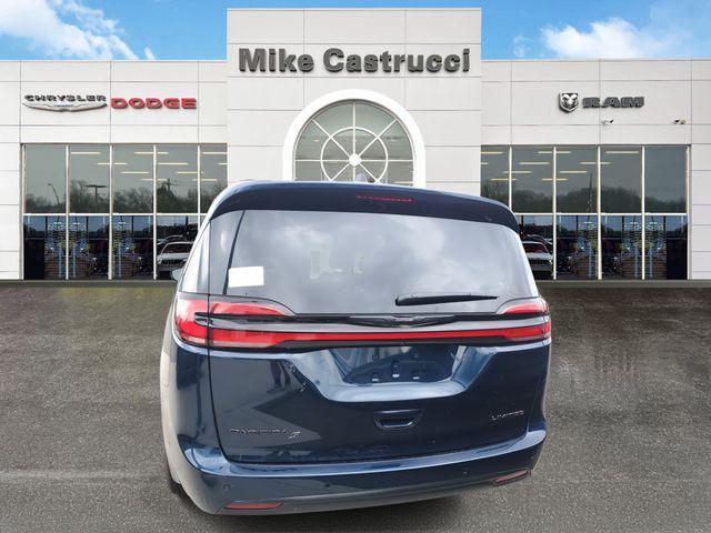new 2025 Chrysler Pacifica car, priced at $48,995
