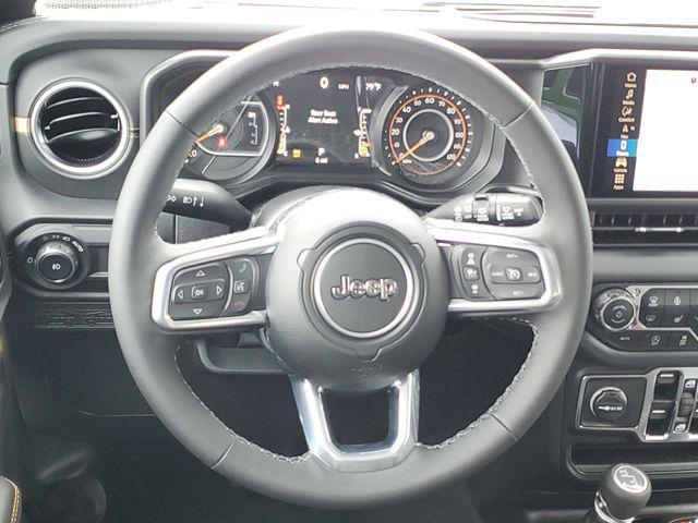 new 2025 Jeep Wrangler car, priced at $49,995
