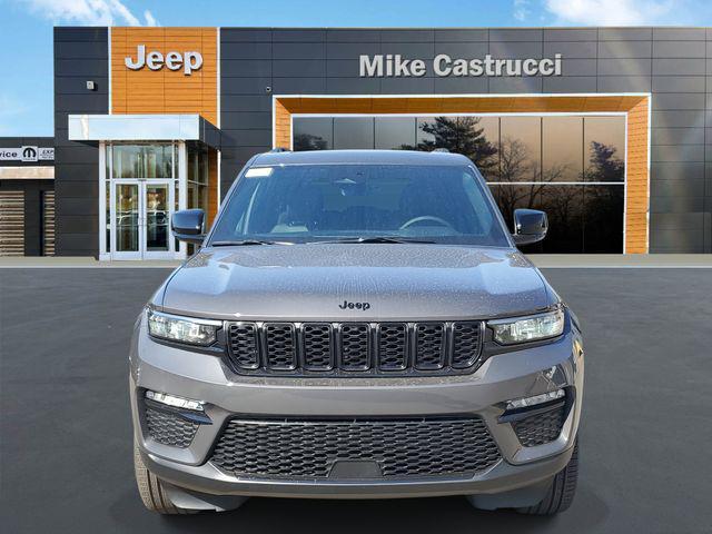 new 2025 Jeep Grand Cherokee car, priced at $45,995