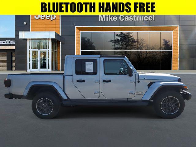 used 2022 Jeep Gladiator car, priced at $35,395