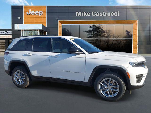 new 2025 Jeep Grand Cherokee car, priced at $36,995