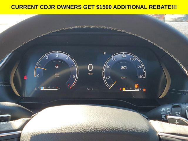 new 2025 Jeep Grand Cherokee car, priced at $41,995