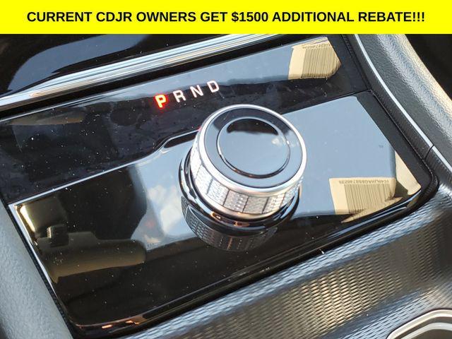 new 2025 Jeep Grand Cherokee car, priced at $41,995