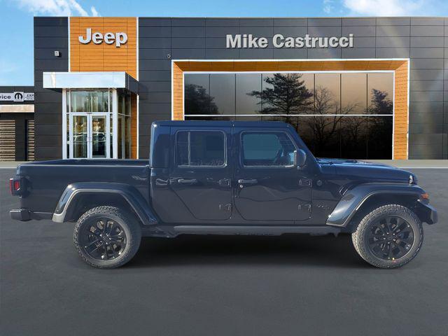 new 2025 Jeep Gladiator car, priced at $39,995