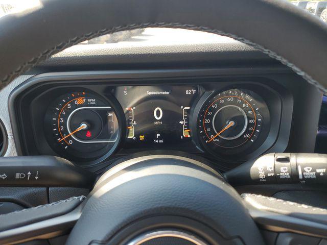 new 2025 Jeep Wrangler car, priced at $40,995