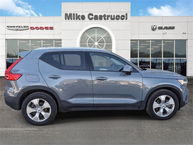 used 2021 Volvo XC40 car, priced at $22,650
