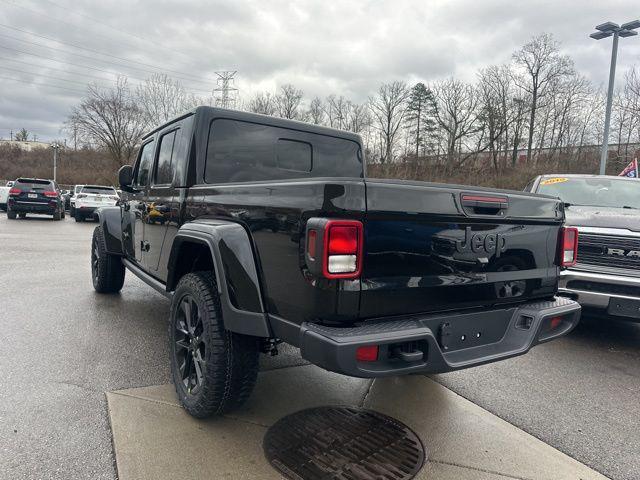 new 2025 Jeep Gladiator car, priced at $39,995