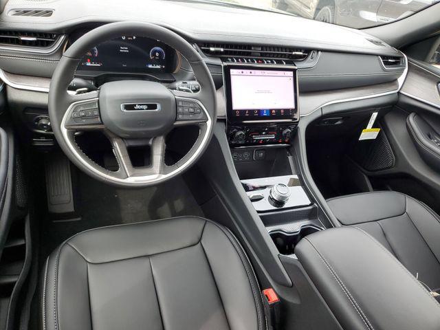 new 2025 Jeep Grand Cherokee L car, priced at $45,995