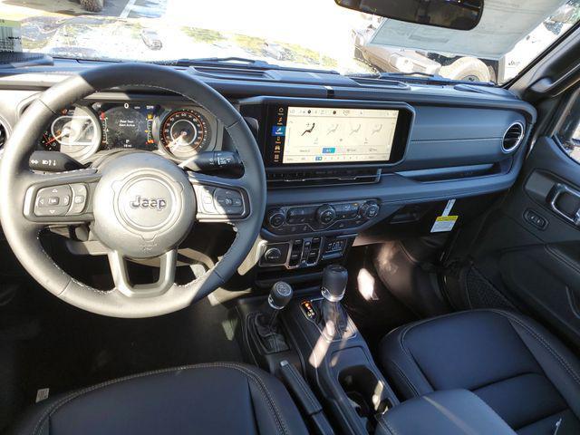 new 2025 Jeep Gladiator car, priced at $44,995