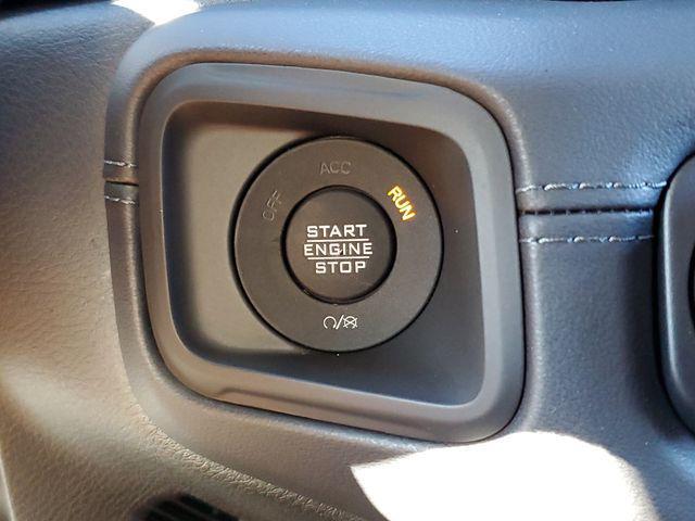 new 2025 Jeep Gladiator car, priced at $44,995