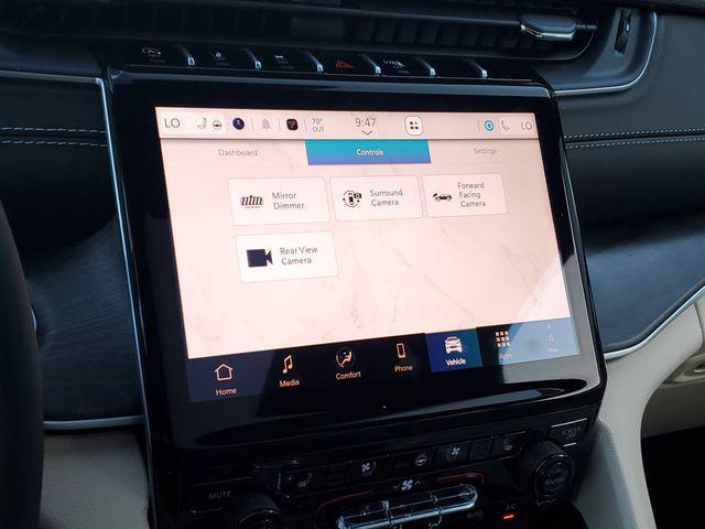 new 2025 Jeep Grand Cherokee car, priced at $49,995