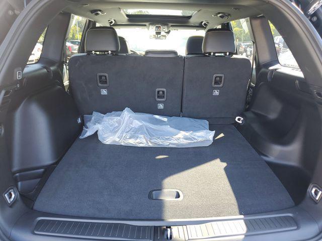 new 2025 Jeep Grand Cherokee car, priced at $48,995