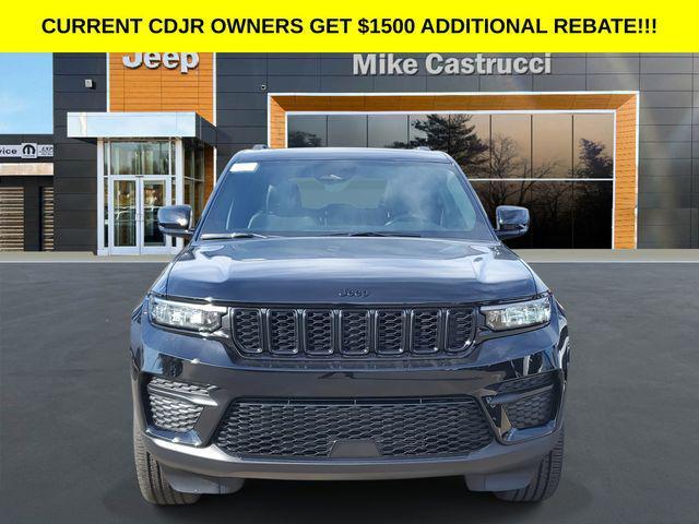 new 2025 Jeep Grand Cherokee car, priced at $42,995