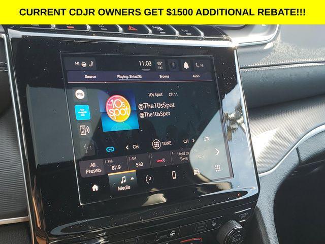 new 2025 Jeep Grand Cherokee car, priced at $42,995