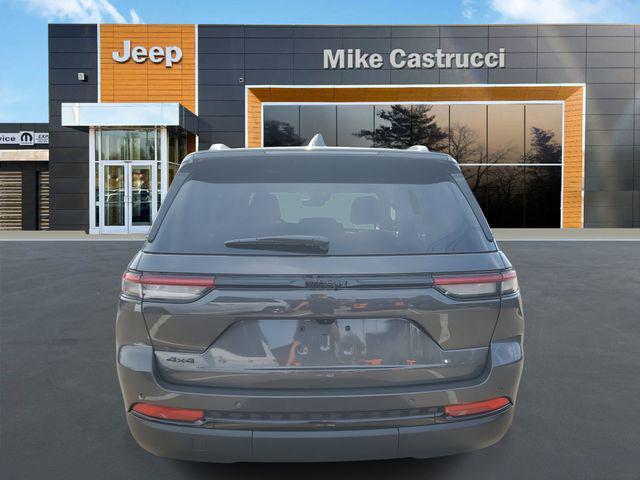 new 2025 Jeep Grand Cherokee car, priced at $40,995