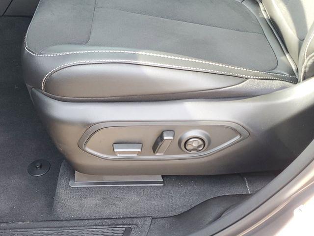 new 2025 Jeep Grand Cherokee car, priced at $40,995