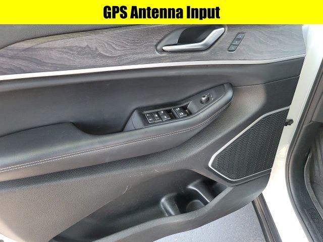 used 2022 Jeep Grand Cherokee car, priced at $31,750
