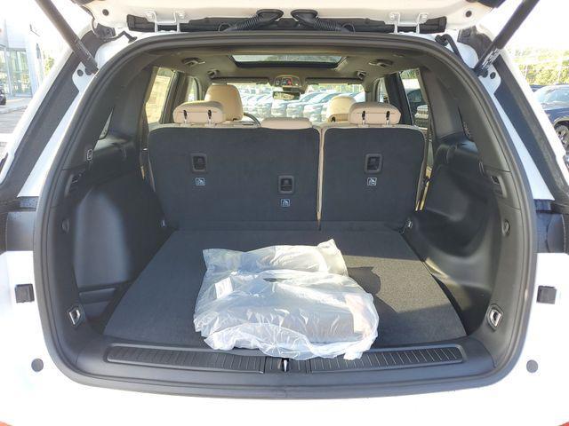 new 2025 Jeep Grand Cherokee car, priced at $48,495