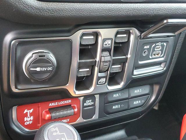 new 2025 Jeep Wrangler car, priced at $48,995