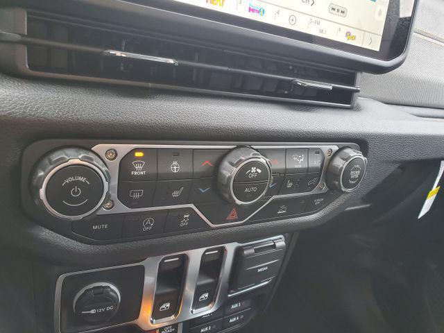 new 2025 Jeep Wrangler car, priced at $43,995