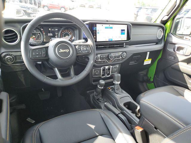 new 2025 Jeep Gladiator car, priced at $43,995