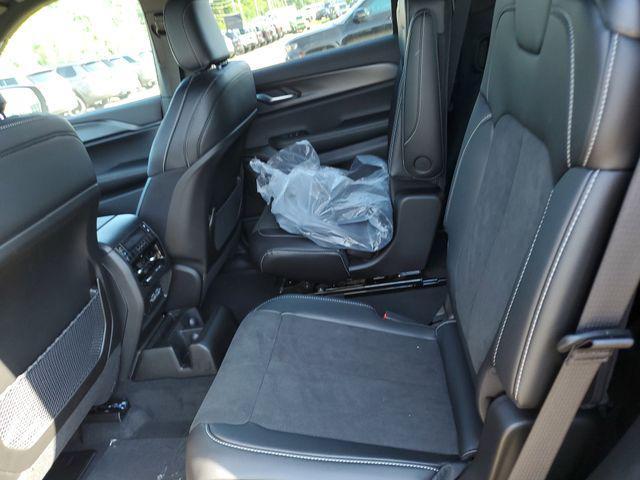 new 2025 Jeep Grand Cherokee L car, priced at $42,995