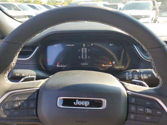 new 2025 Jeep Grand Cherokee car, priced at $47,995