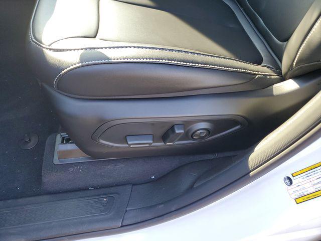 new 2025 Jeep Grand Cherokee car, priced at $47,995