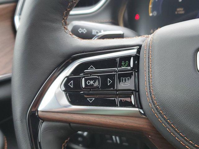 new 2025 Jeep Grand Cherokee car, priced at $54,995