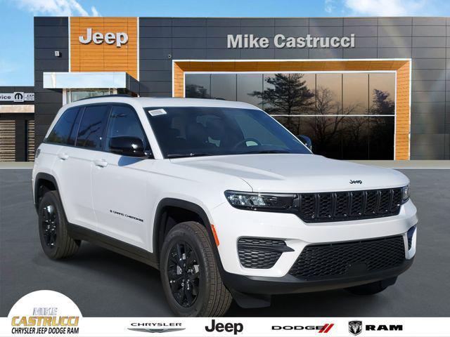 new 2025 Jeep Grand Cherokee car, priced at $40,995