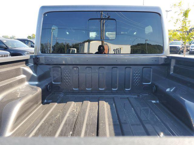new 2025 Jeep Gladiator car, priced at $44,111