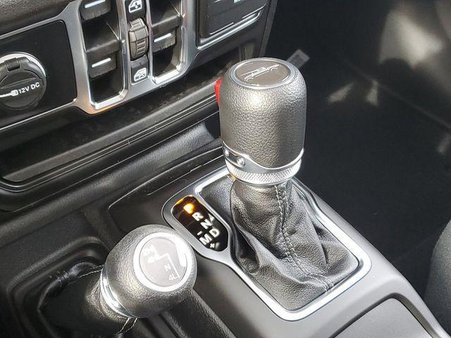 new 2025 Jeep Gladiator car, priced at $39,995