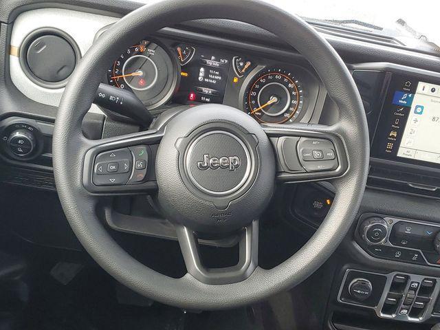 new 2025 Jeep Gladiator car, priced at $39,995