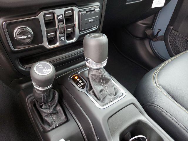 new 2025 Jeep Gladiator car, priced at $43,995