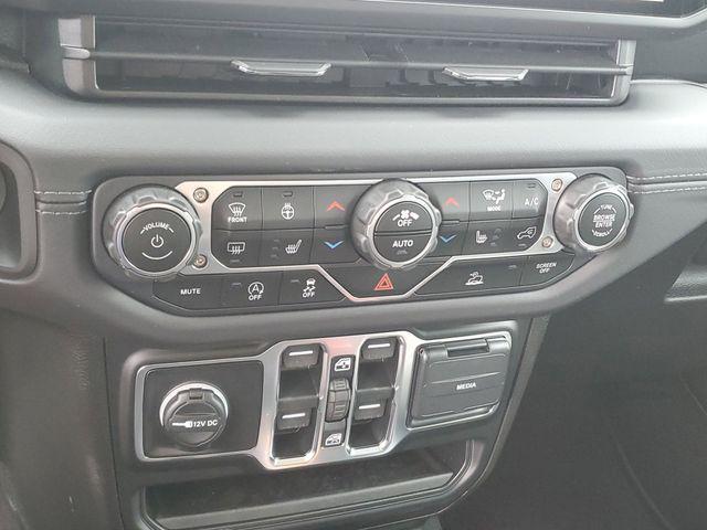 new 2025 Jeep Gladiator car, priced at $43,995