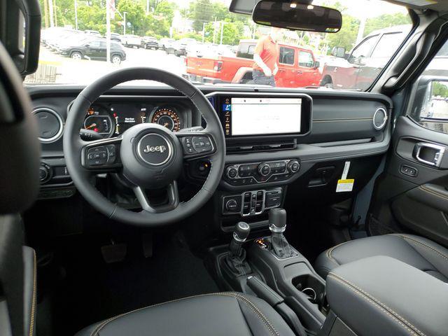 new 2025 Jeep Gladiator car, priced at $43,995