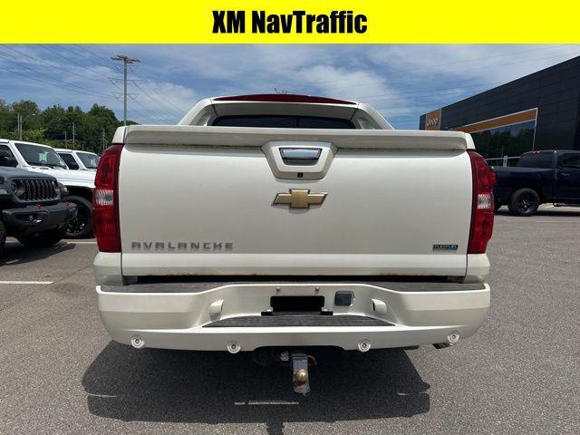 used 2011 Chevrolet Avalanche car, priced at $16,495