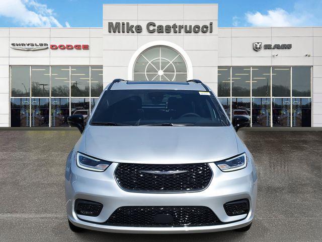 new 2026 Chrysler Pacifica car, priced at $44,911