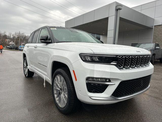 new 2025 Jeep Grand Cherokee car, priced at $55,995