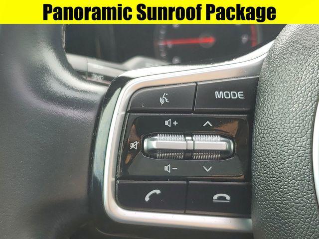 used 2022 Kia Sorento car, priced at $28,494