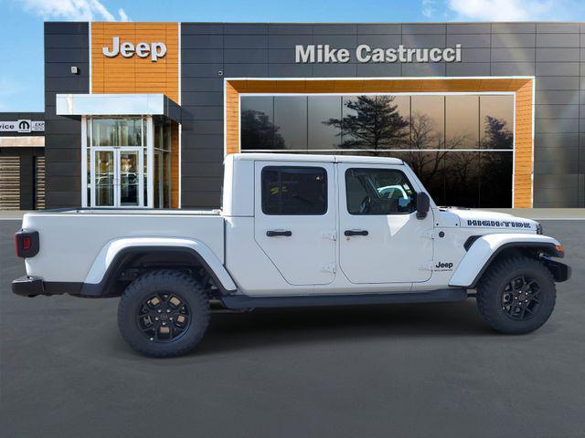 new 2025 Jeep Gladiator car, priced at $42,911