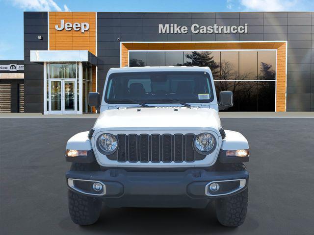 new 2025 Jeep Gladiator car, priced at $42,911