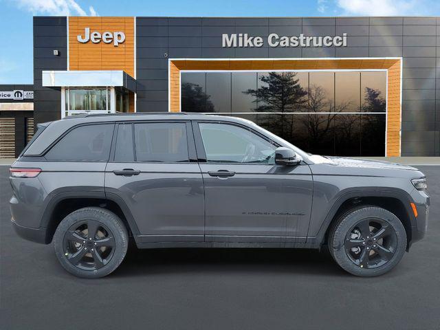 new 2025 Jeep Grand Cherokee car, priced at $49,995