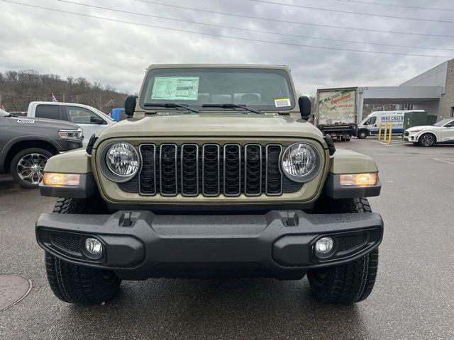 new 2025 Jeep Gladiator car, priced at $39,995