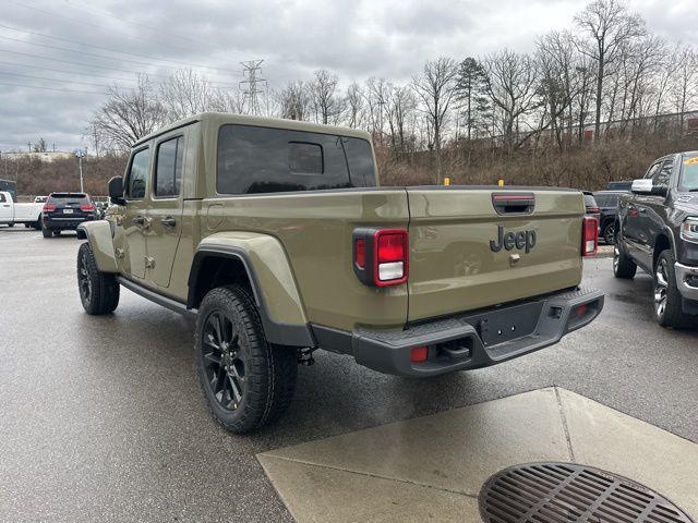 new 2025 Jeep Gladiator car, priced at $39,995